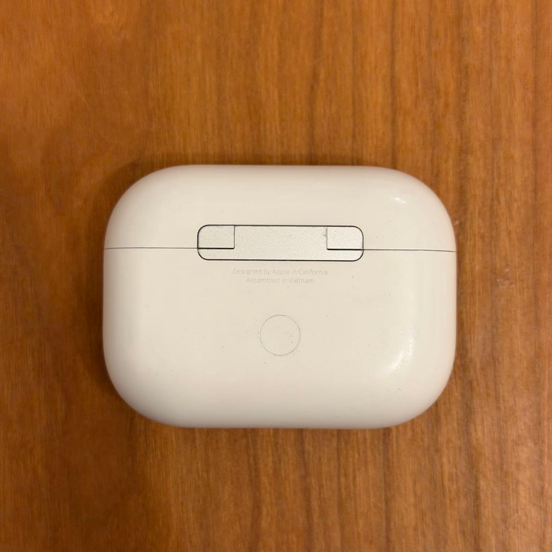 AirPods Pro（第2世代）MagSafe充電ケース（USB-C）付き