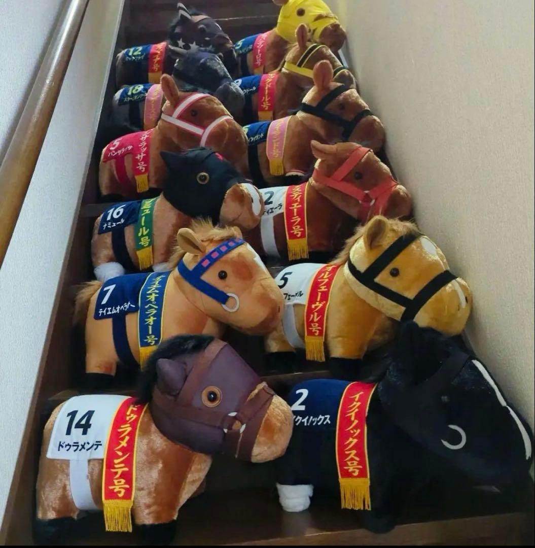 サラブレッドコレクション　BIGぬいぐるみ 12体セット