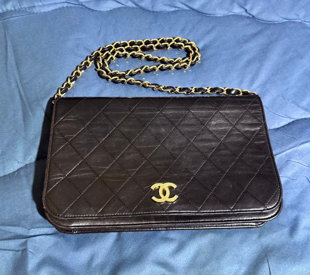 CHANEL マトラッセ ラムスキン ショルダーバッグ