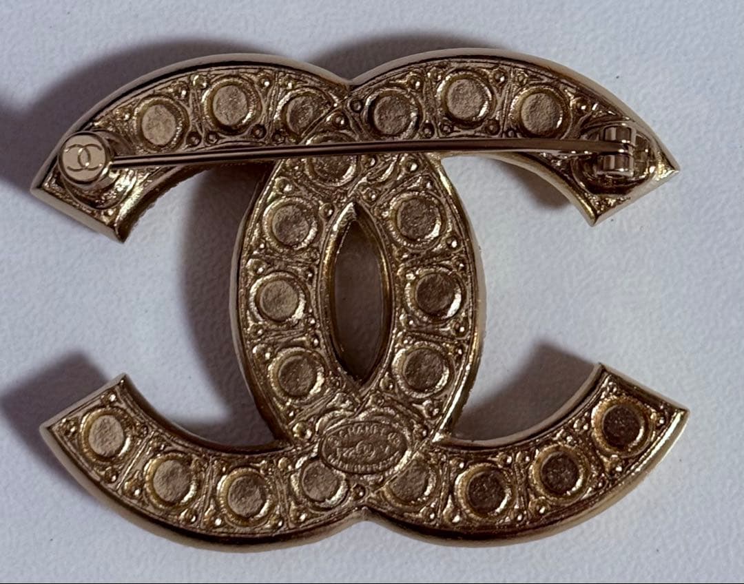 美品　CHANEL シャネル　ブローチ　ゴールド