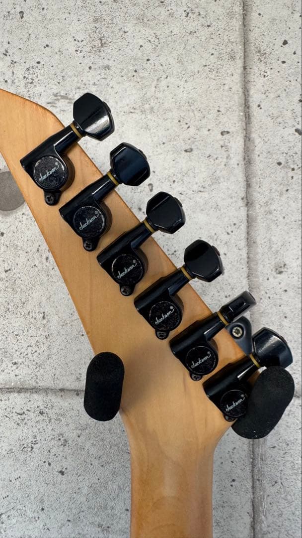 Charvel ブラックエレキギター6弦