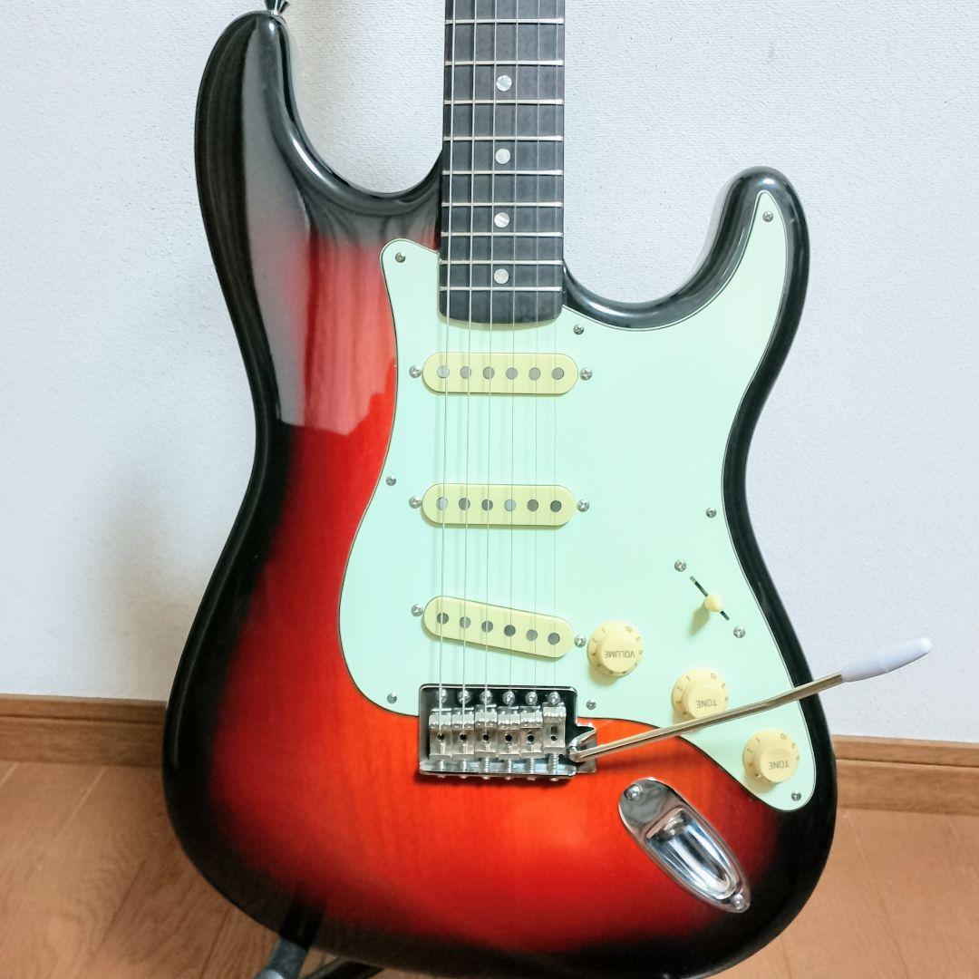 Laid Back　ストラトキャスタータイプ　エレキギター