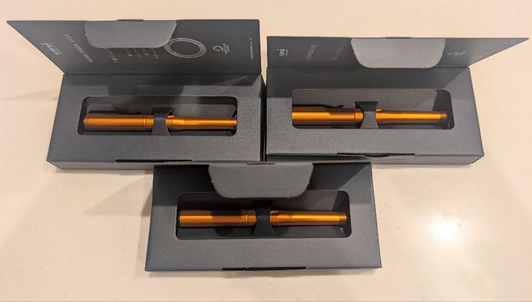 クルトガダイブ　新品　三菱鉛筆　0.5ミリ トワイライトオレンジ　3本