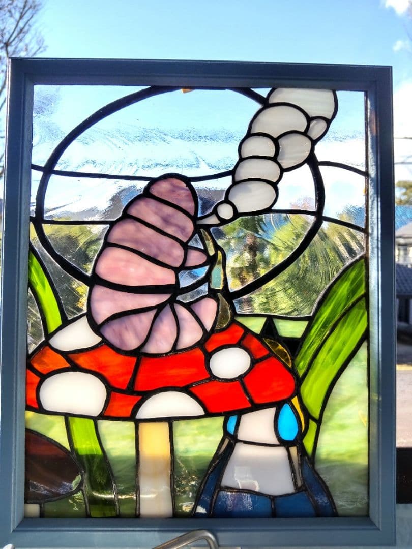 不思議の国のアリス ステンドグラス