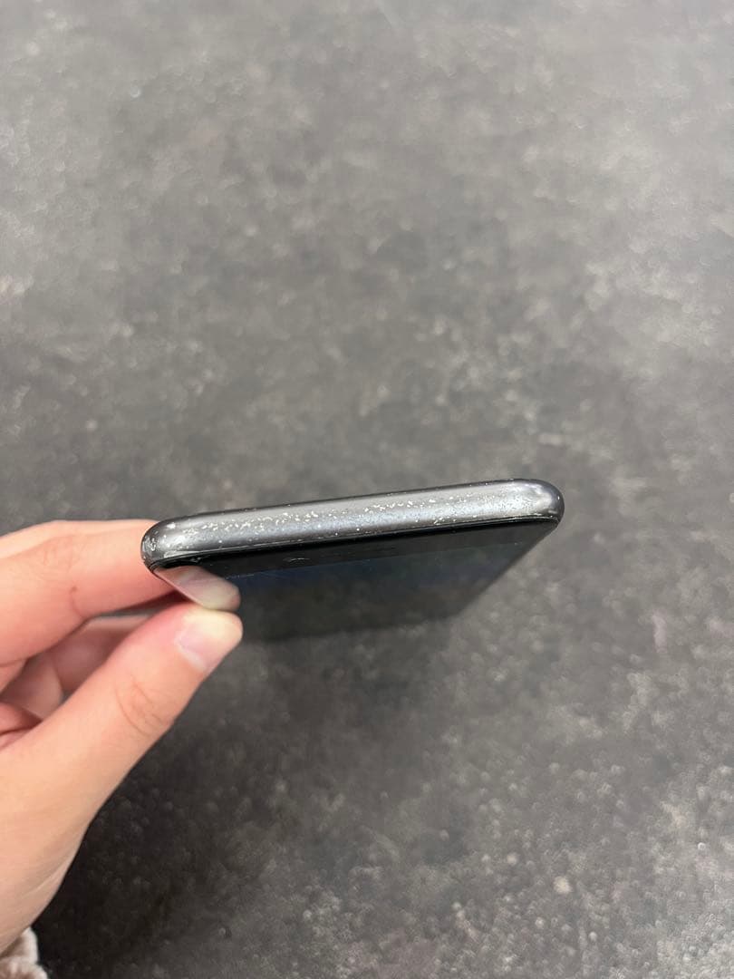 iPhone8 64GB 初期化済み