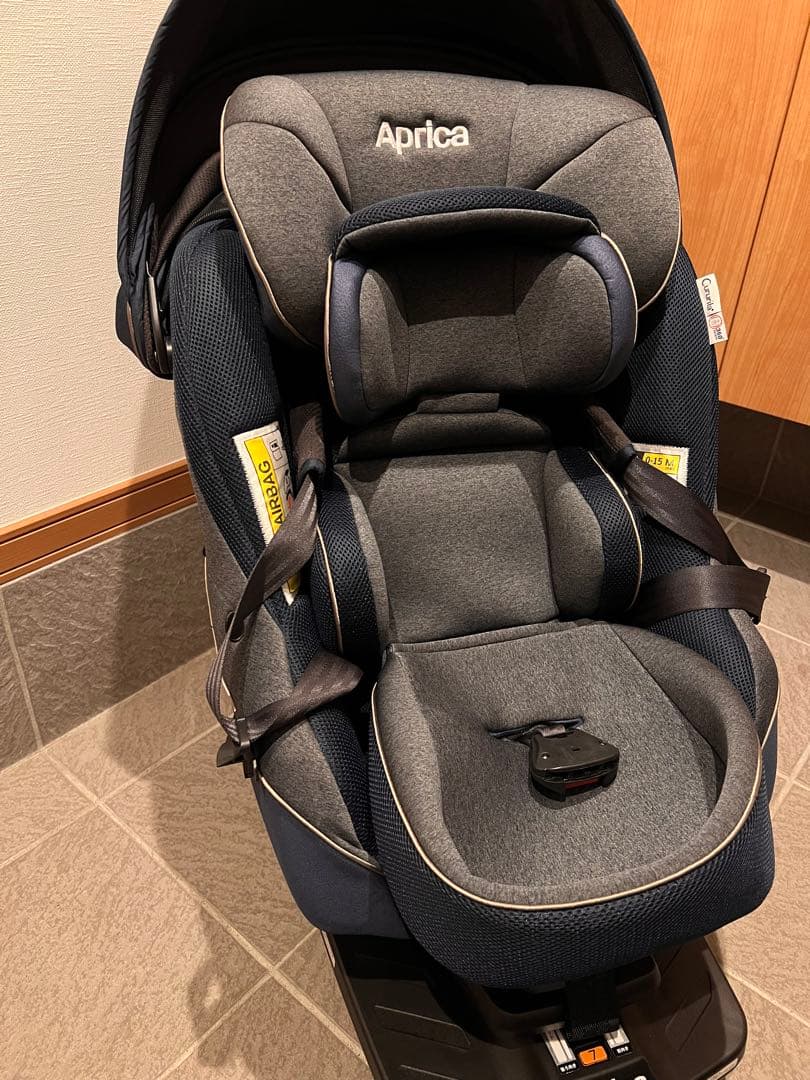 Aprica クルリラ 回転式チャイルドシート アカチャンホンポ限定