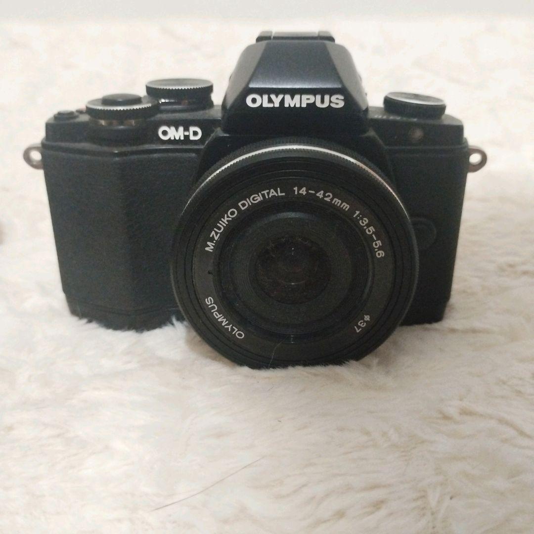 OLYMPUS OM-D デジタル一眼レフカメラ