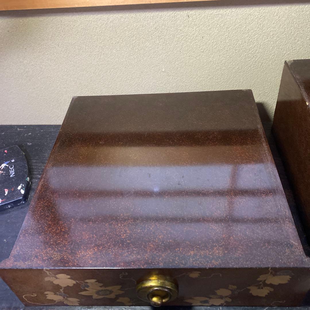 蒔絵梨地金蘭手華文引出し箱