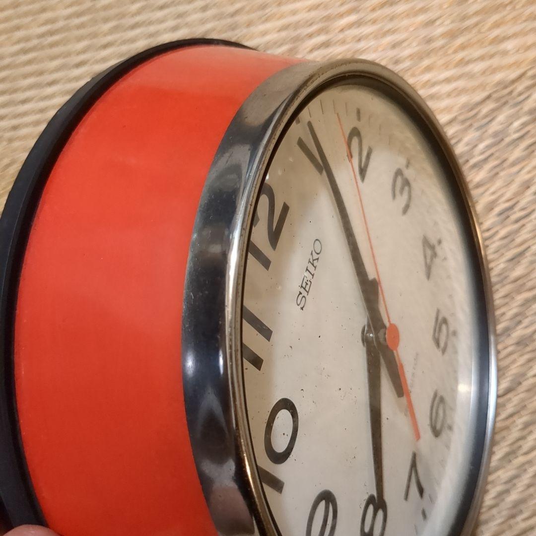 SEIKO 壁掛け時計 赤　昭和レトロ　当時物実動　ヴィンテージ