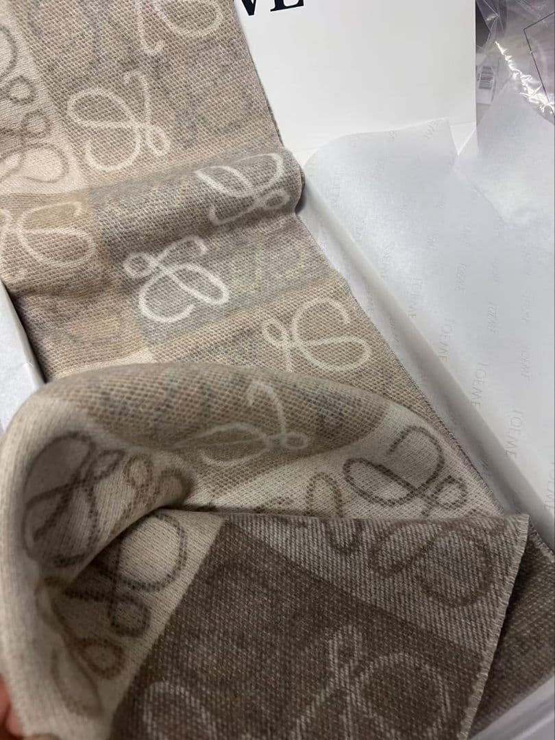 LOEWE スカーフ ベージュ×ブラウン
