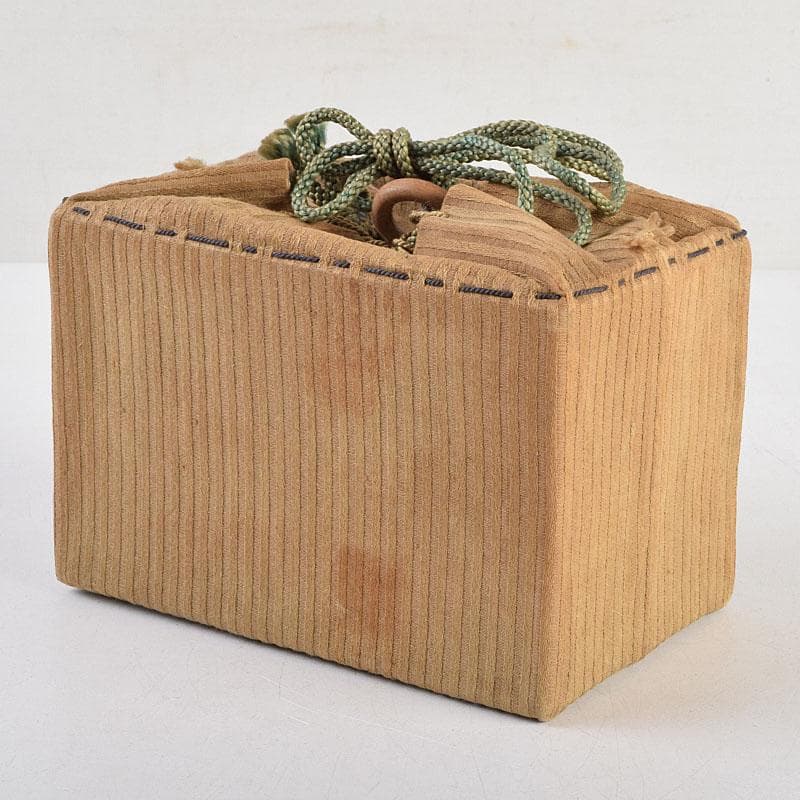 茶道具　古布　小さな茶箱　茶碗　香合など　八点　一式　仕覆付　C　R9394