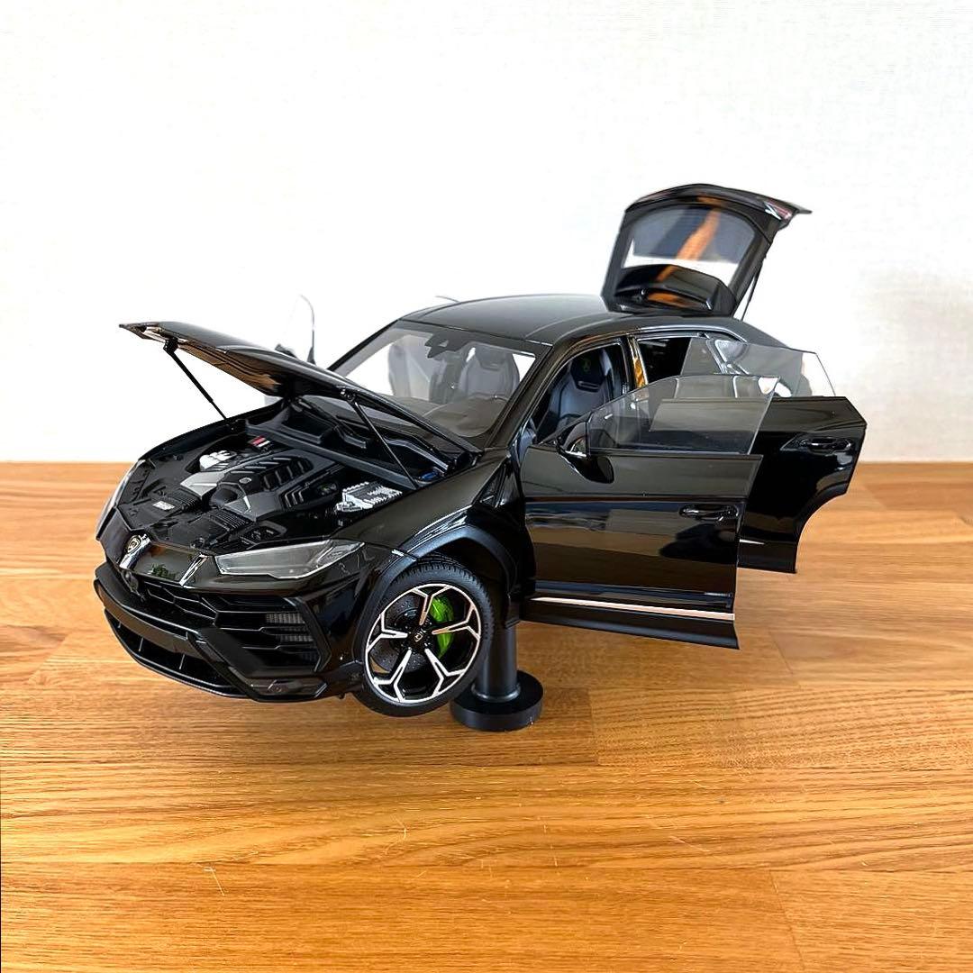 【S.Rさま専用】オートアート1/18 ランボルギーニ ウルス ソリッドブラック