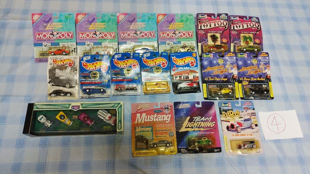 ④ Hotwheels Revell American Graffiti