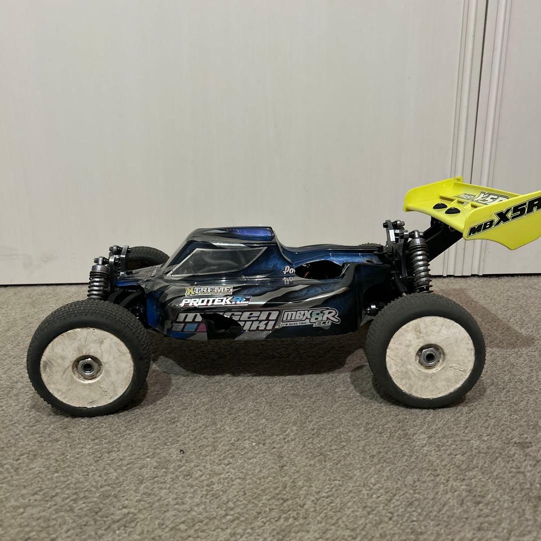 無限精機　MBX5エンジンカー