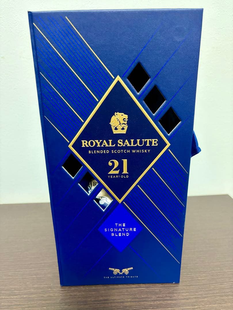 【未開封箱付】ロイヤルサルート 21年 陶器 700ml