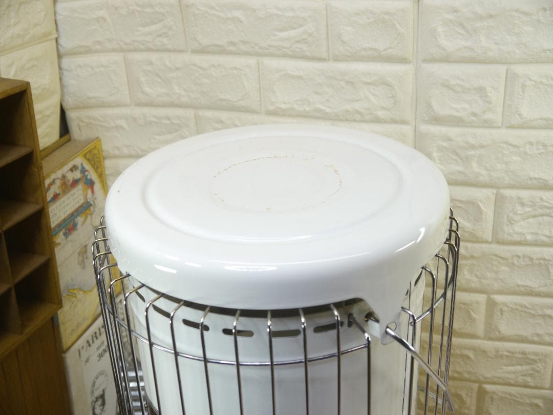 送料込❤動作品◆２０１３年◆　コロナ　灯油ストーブ 　 ホワイト