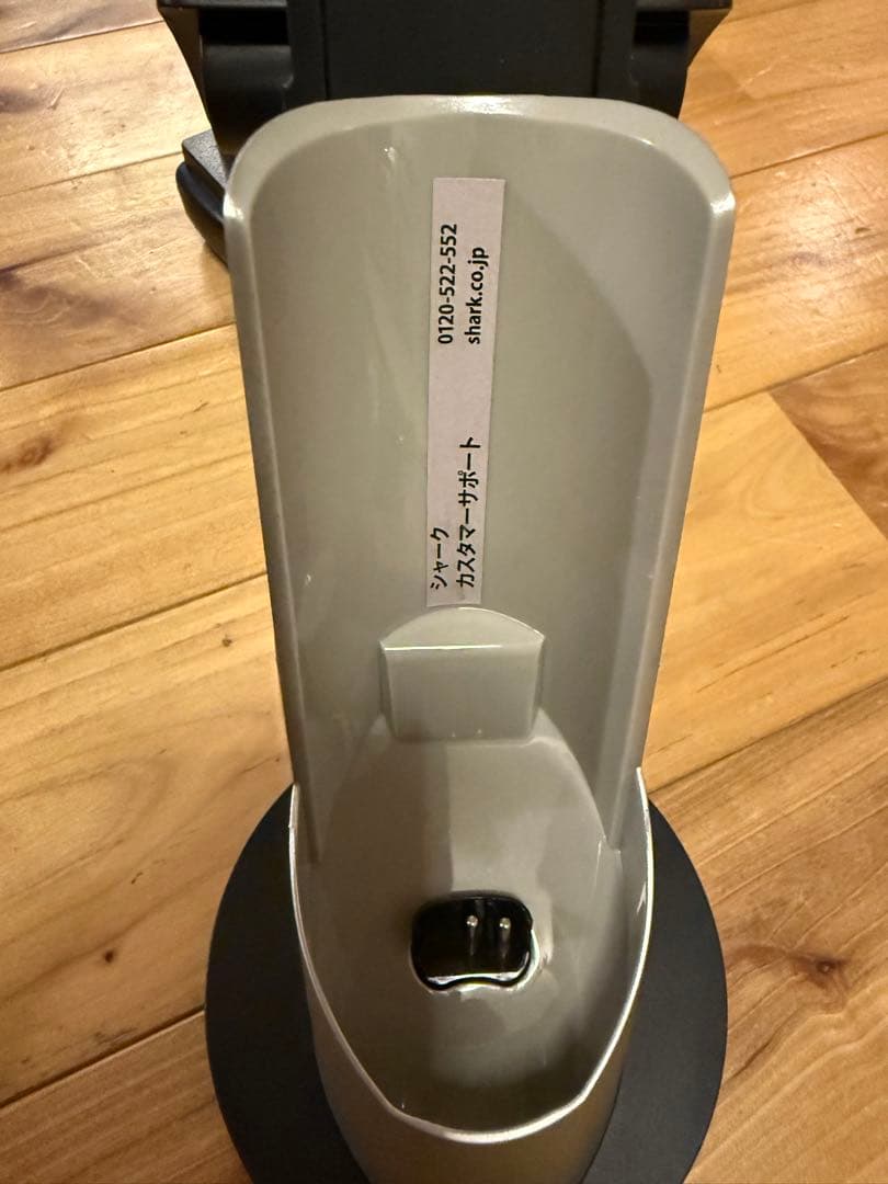 Shark EVOPOWER EX 充電式ハンディクリーナー WV406JGG