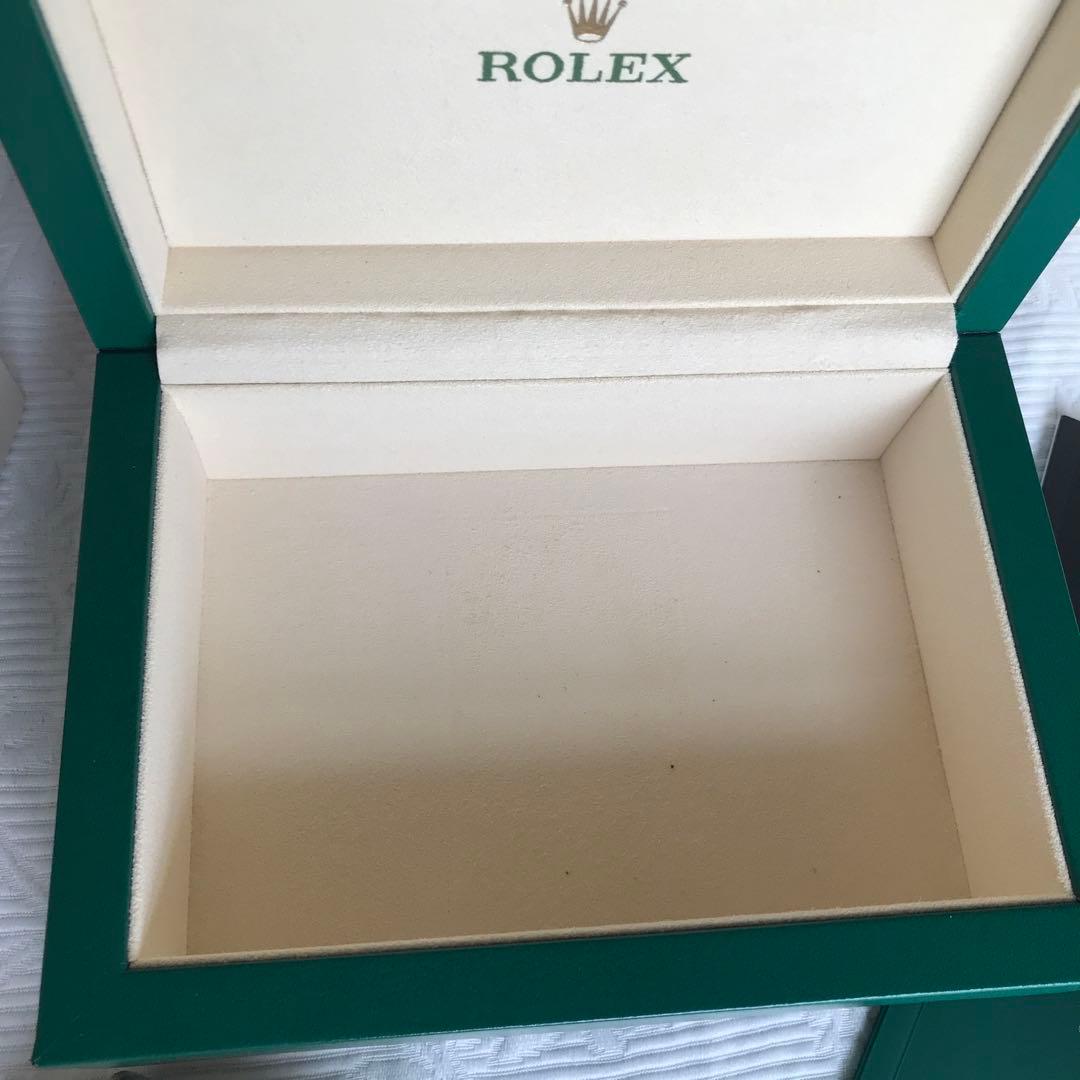 美品ROLEX 時計ケース緑色レザーケース　ショッパーカタログ