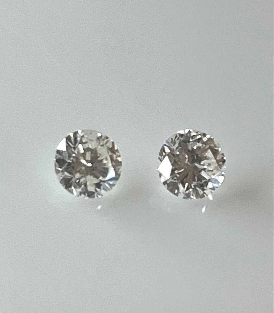 K18天然ダイヤ4本爪ピアス 計0.６ct 鑑別カード付き