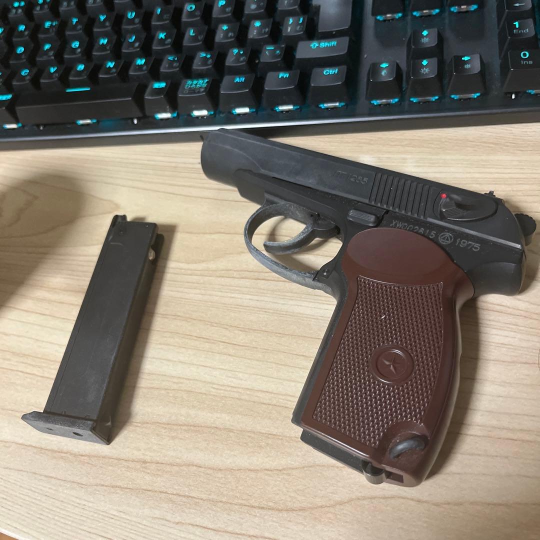 マカロフPM ヘヴィウェイト ガスガン KSC製 ジャンク品