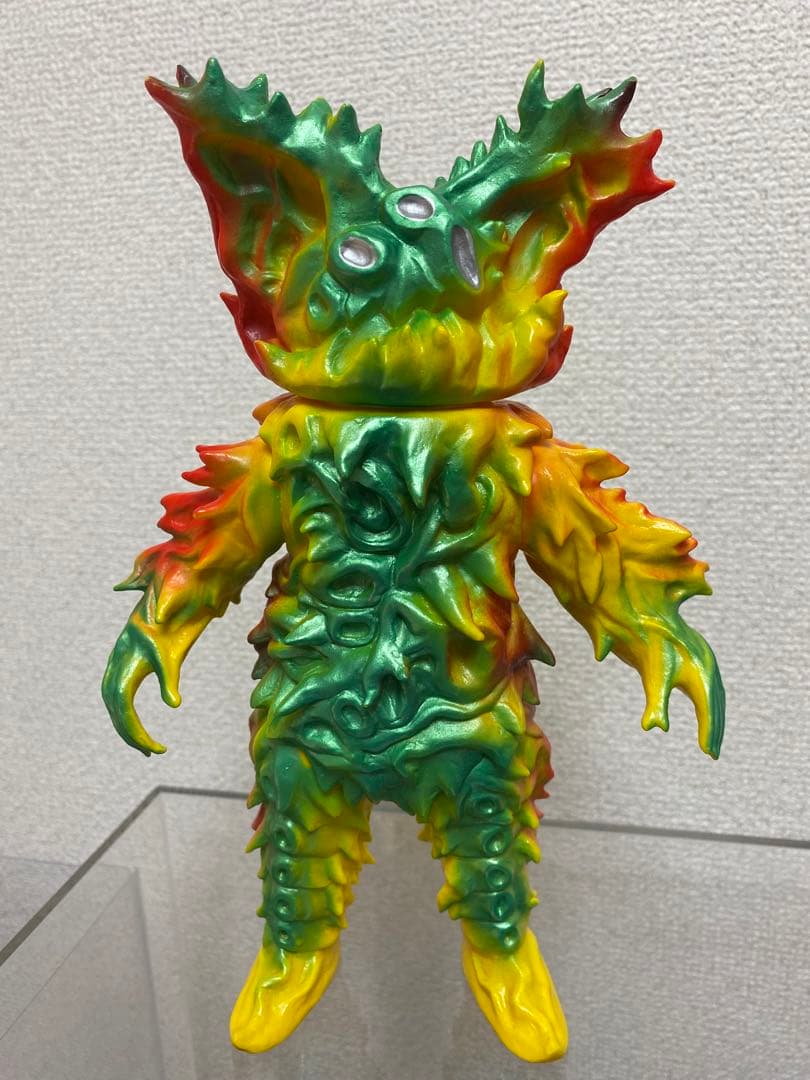 ベアモデル　ワイアール星人　ソフビ