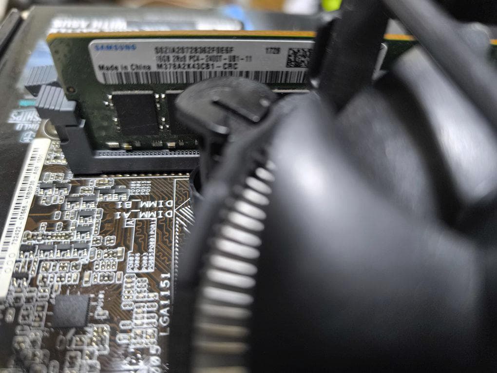 ASUS H110M-A i7-7700 メモリ16GB SSD250GB