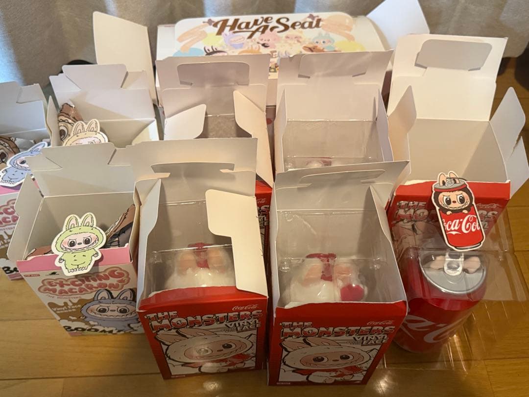 ラブブ　Labubu ぬいぐるみ　１４個　コカコーラ　シークレット含　まとめ売り