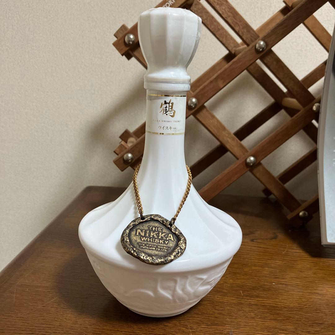 鶴　白陶器ボトル　ニッカ　ウイスキー