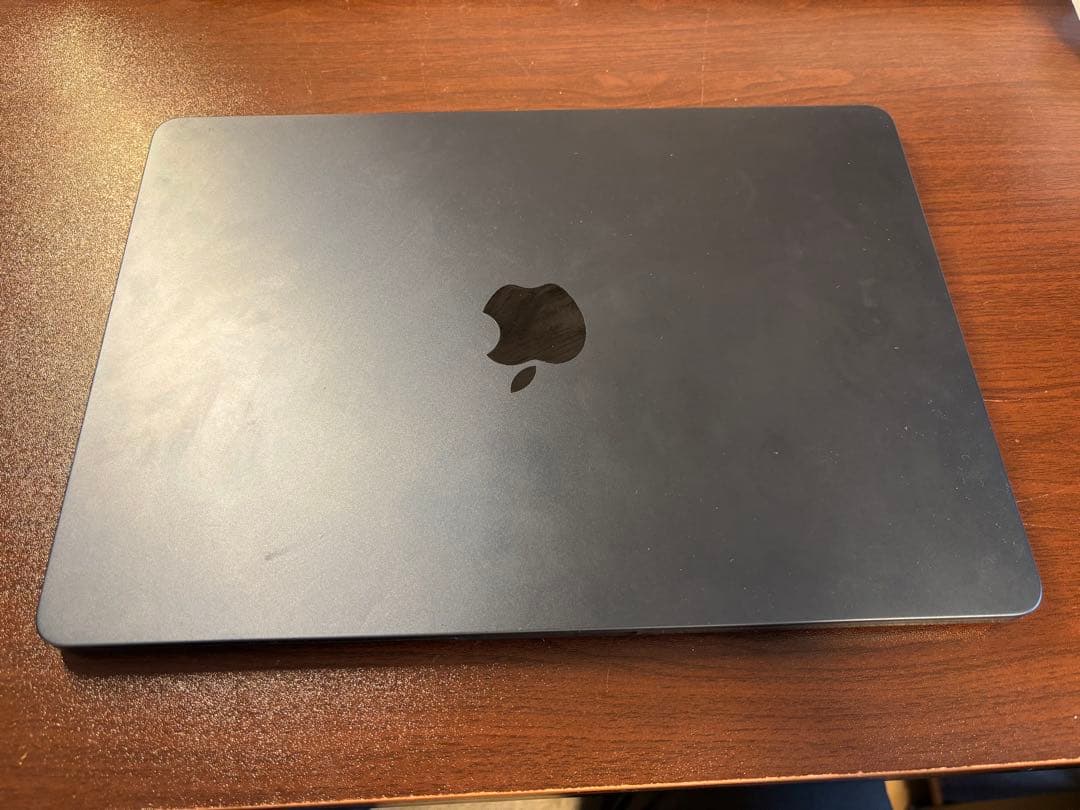 スペースグレー MacBook Air 13インチM2チップ搭載本体 充電器付き