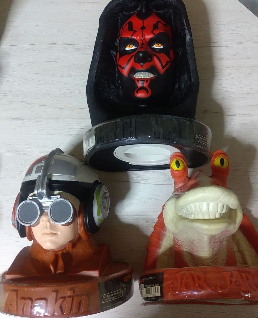 スターウォーズ アナキン　ダースモール 　ジャージャー　フィギュア 貯金箱