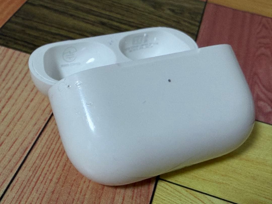 AirPods Pro 第2世代 純正イヤーチップ新品付 動作良好 キズあり