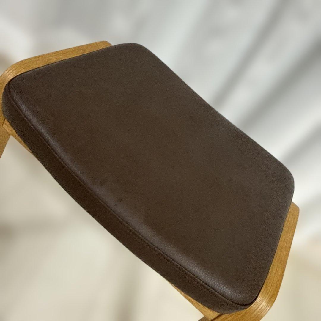 カリモク　ブラウン スツール　カリモク