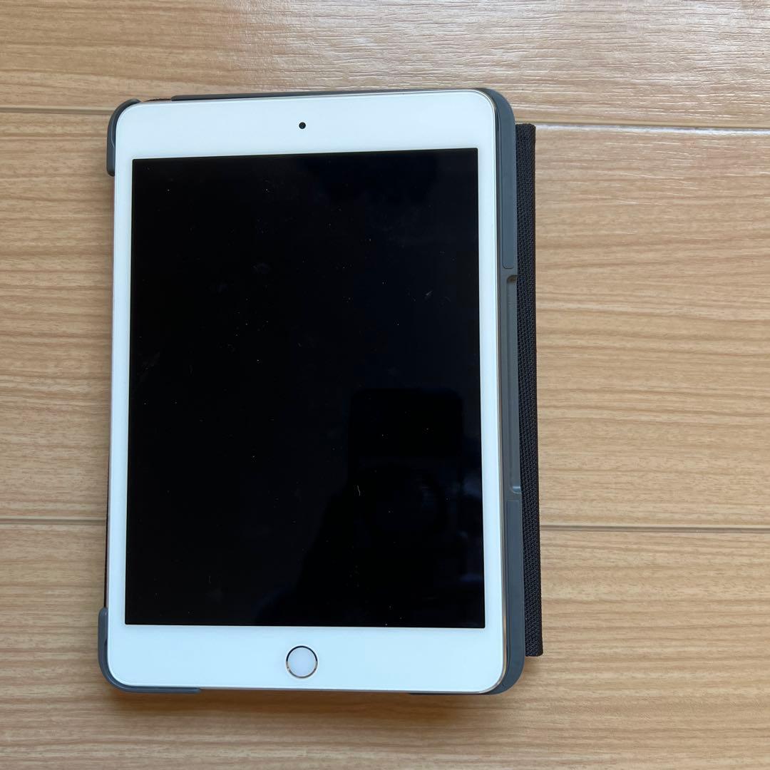 iPad mini4 モデル 128GB シルバー 本体 キーボードケース付き