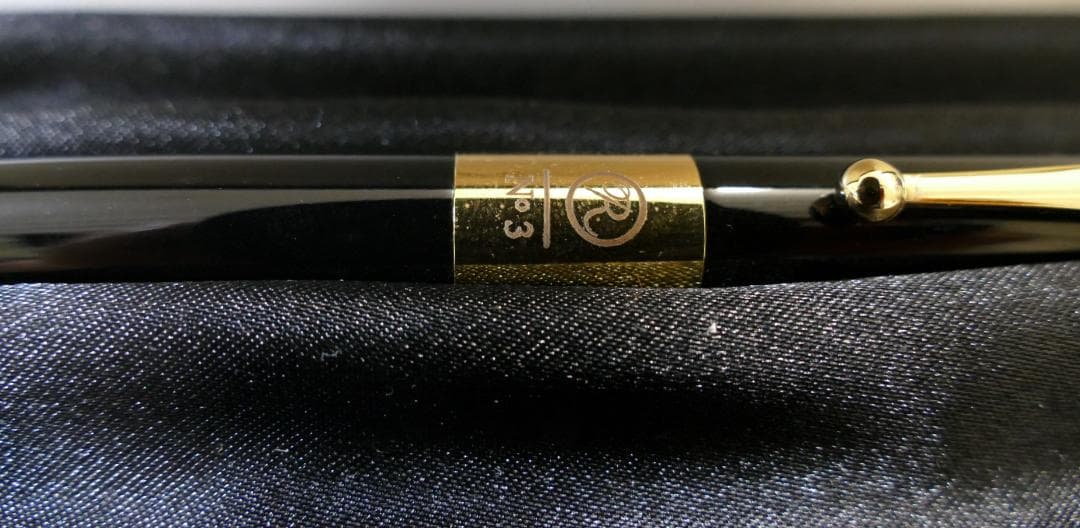 伊東屋 ロメオ ROMEO No.3 ボールペン 太軸 黒