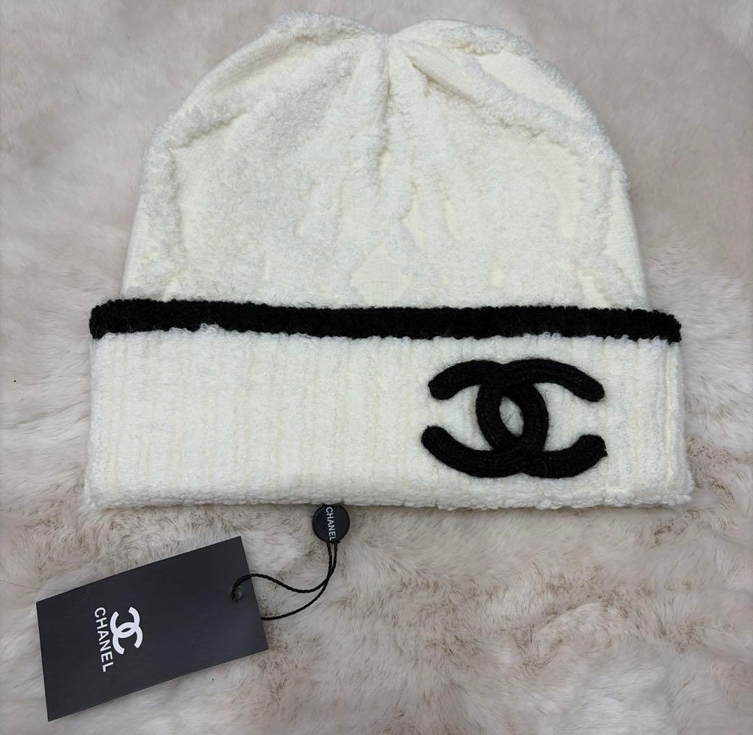 CHANEL ニットビーニー White