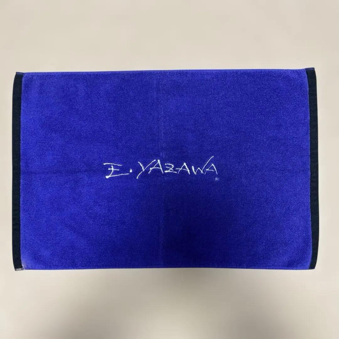 希少デザイン、カラー　E. YAZAWA バスマット