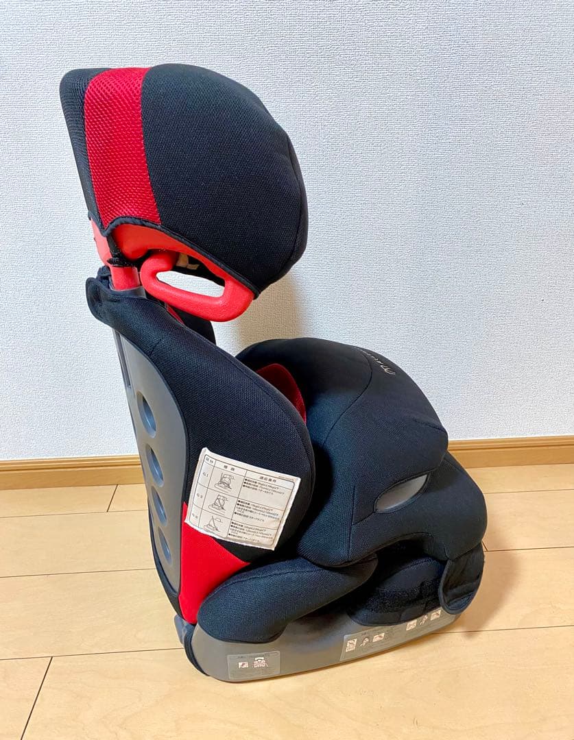 サラット3ステップクワトロST ジュニアシート　AILEBEBE