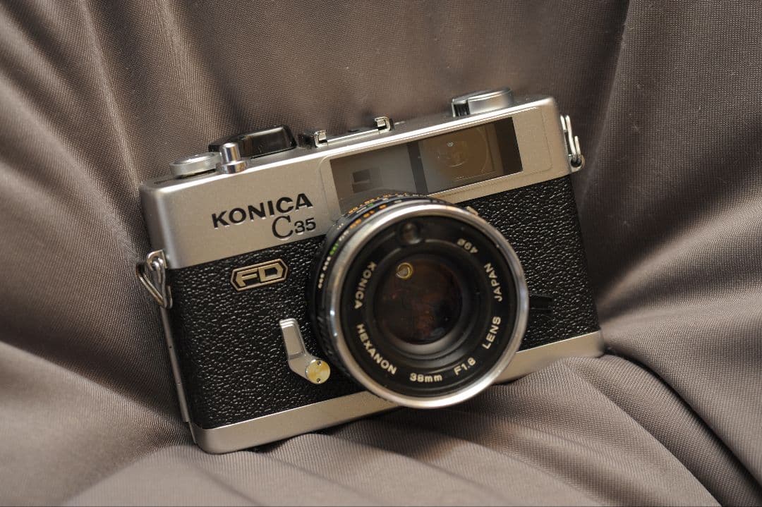 フィルムカメラ Konica C35 FD