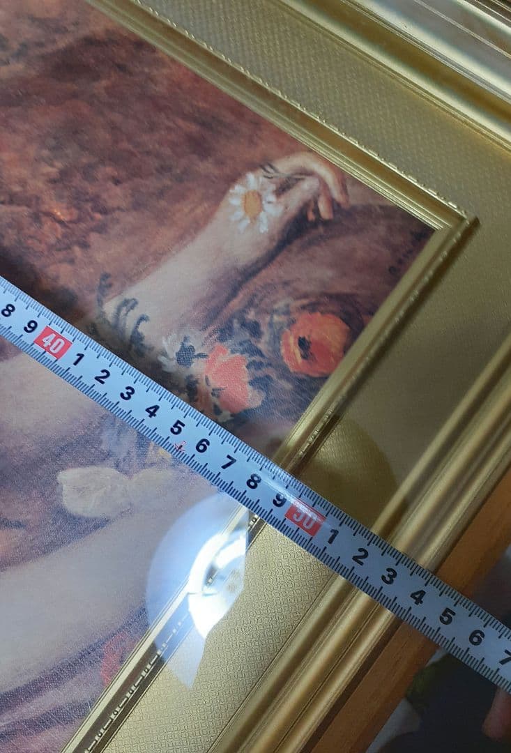 ルノワール「ヒナギクを持つ少女」