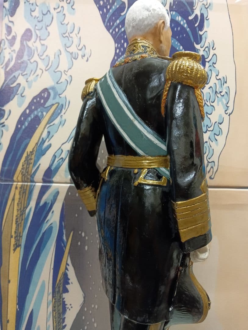 確認用画像戦前時代細密造形東郷平八郎元帥海軍大将陶器製４６センチ人形修正飾り置物