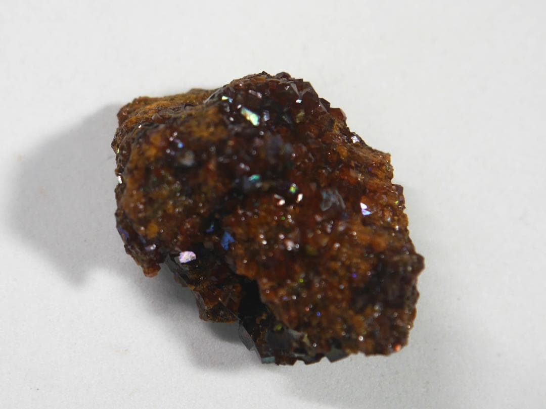 J＊　レインボーガーネット　原石