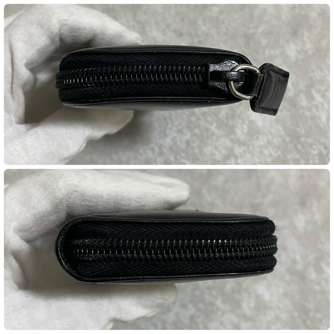 希少　PRADA プラダ　ラウンドジップ　キーケース　6連　レザー　ブラック