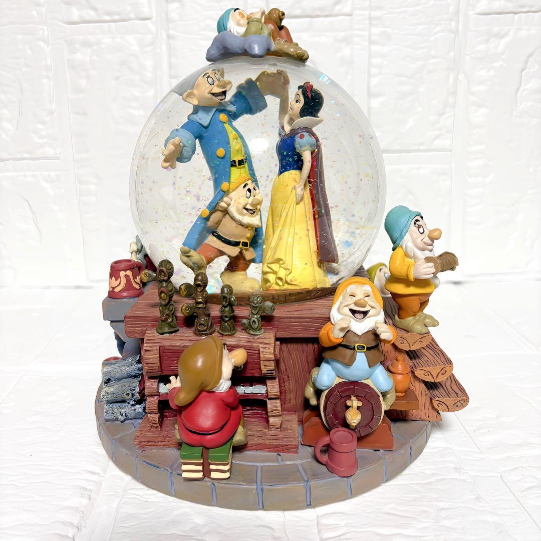 ディズニー　白雪姫　7人の小人　スノードーム　オブジェ