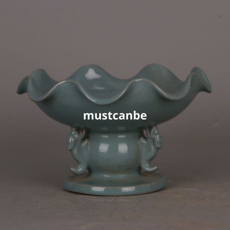 宋汝窯天青釉三係高足果皿 景徳鎮 陶磁器 装飾品 現代工芸品 美術品 置物