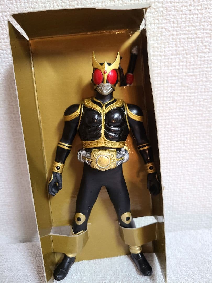仮面ライダークウガ ライジングマイティ ブラックバージョン ソフビ