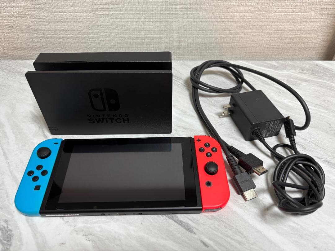 任天堂 Nintendo Switch 新型 HAC-001（-01）