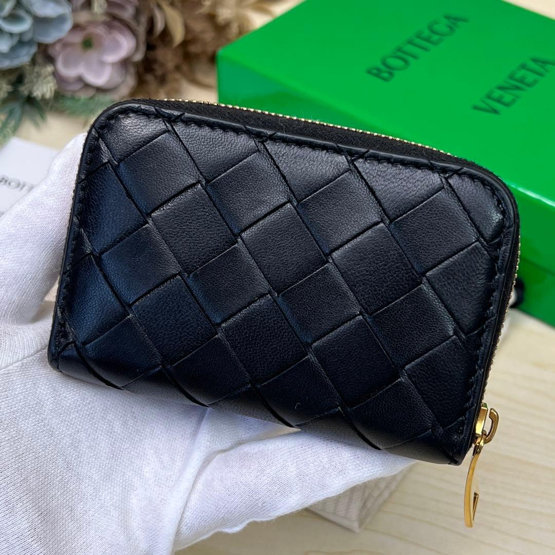 ボッテガヴェネタ イントレチャート ケース ブラック ゴールド金具 レザー