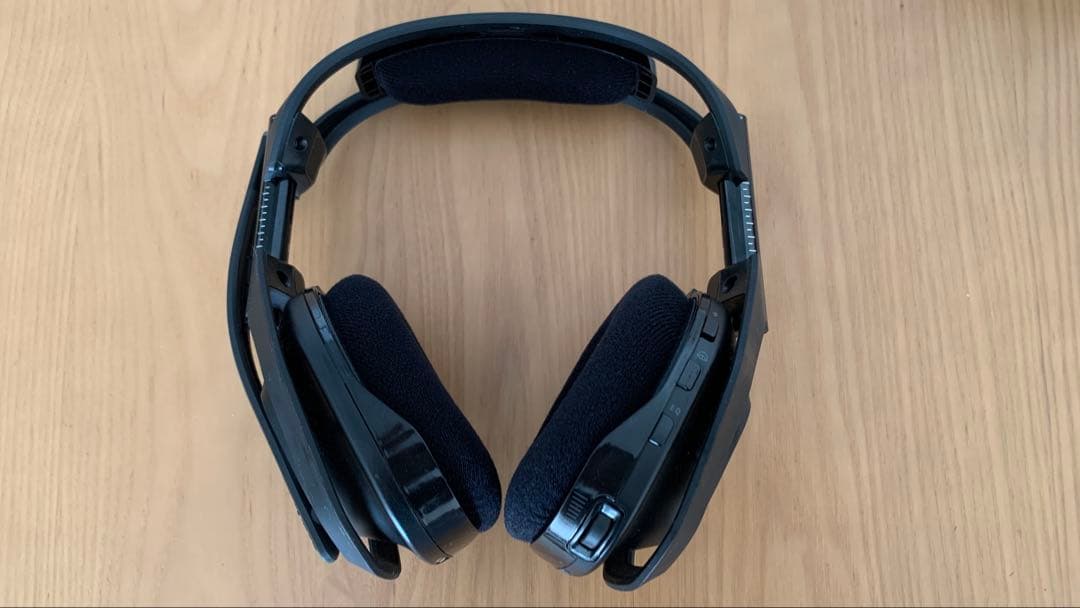 ASTRO A50 ワイヤレスヘッドセット + ベースステーション