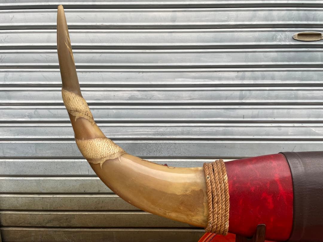 水牛の角 置物 ドラゴン彫刻付き