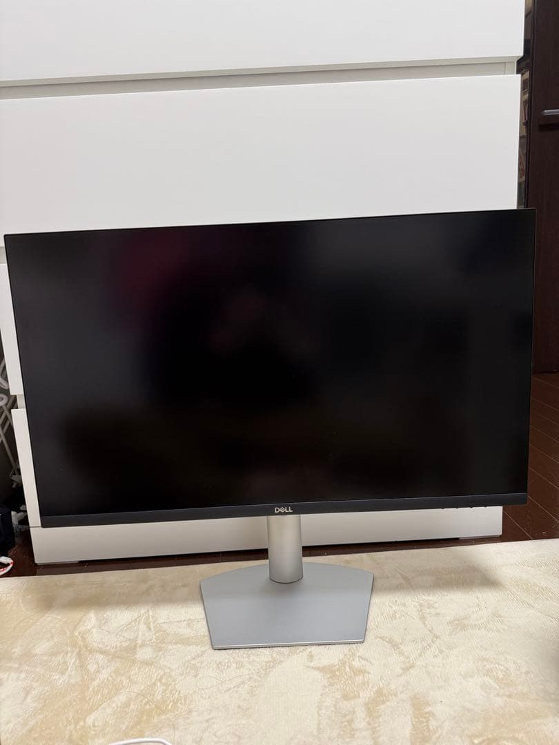 Dell S2722QC27インチ 4K スピーカー付 給電機能付き モニター
